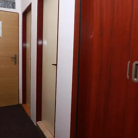 Hotel Zimni Stadion 3*