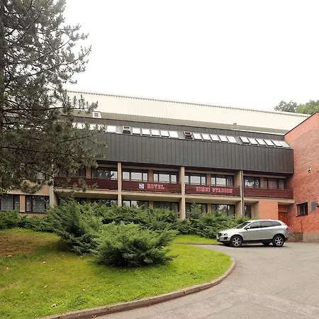 Hotel Zimni Stadion